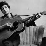 Гитару легендарного Боба Дилана продали на аукционе за 396 500 тыс. долларов Гитару легендарного Боба Дилана продали на аукционе за 396 500 тыс. долларов